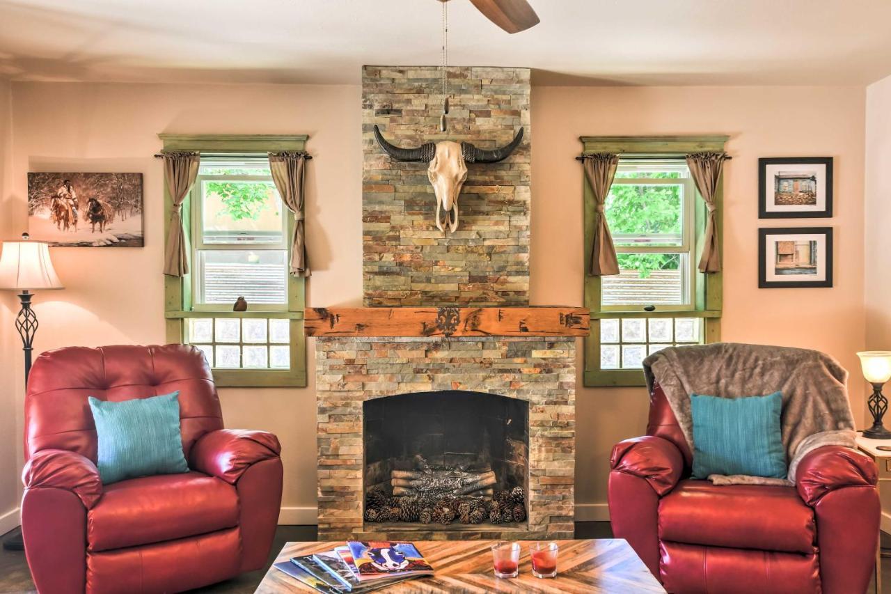 Cozy Home With Media Room Short Walk To Taos Plaza! Extérieur photo